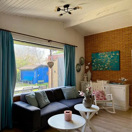 度假居 De Stormvogel