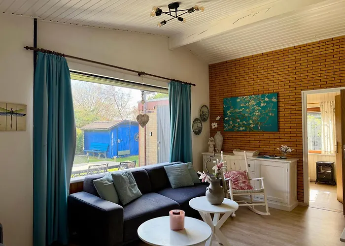 度假居 De Stormvogel